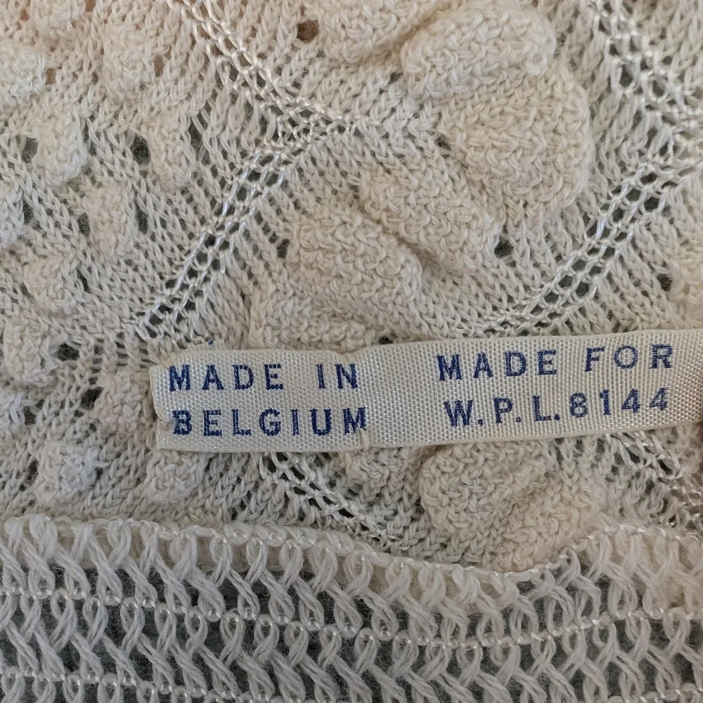 Vintage Carson Pirie Scott Cream Embroidered Baby Blanket 37x40 Belgium Acrylic